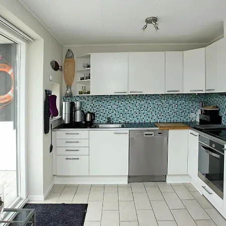 Casa vacanze Three-bedroom Holiday In 22 *